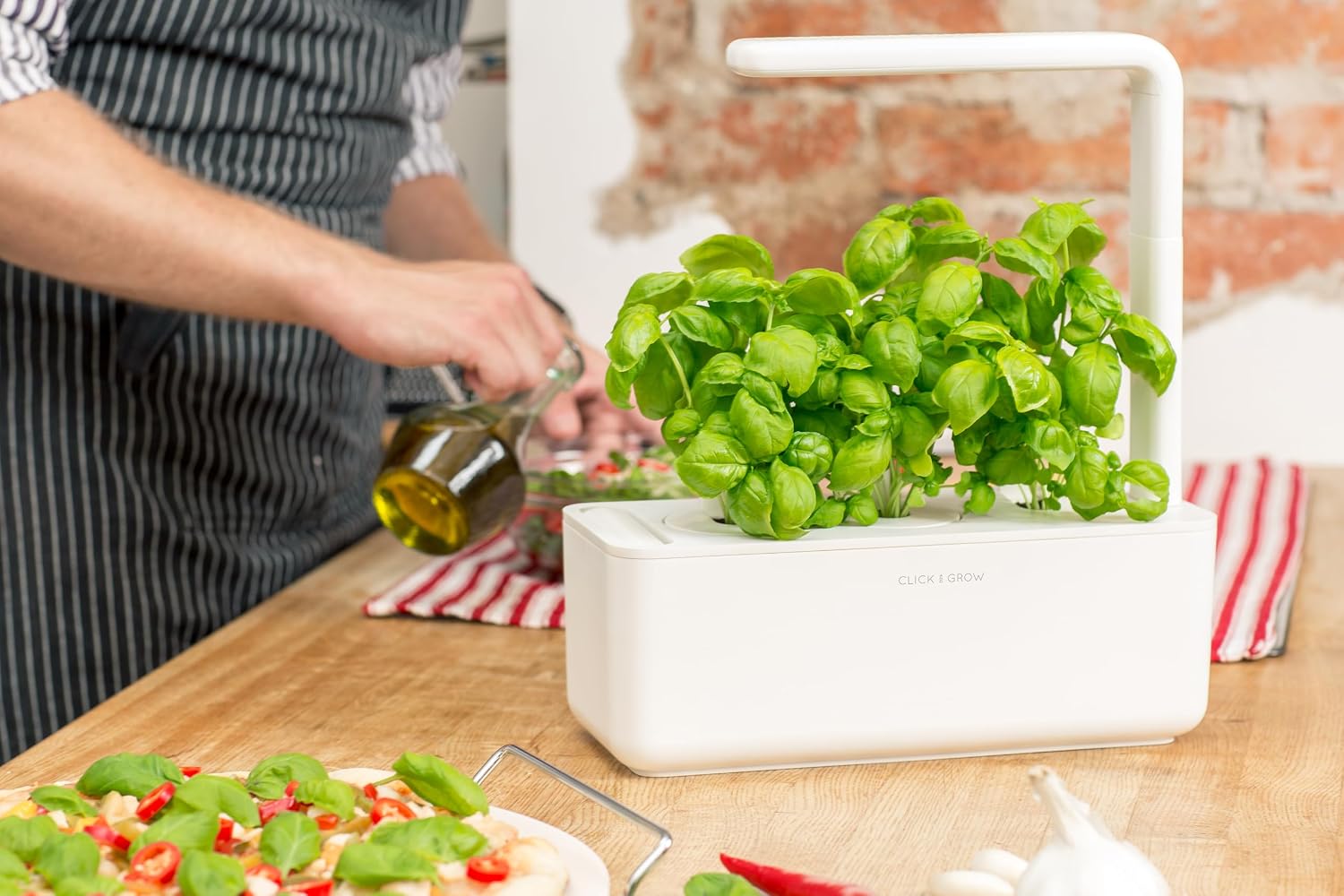 Click & Grow Indoor Herb Garde - Smart Home Kitchen incelemesi ve fiyatı